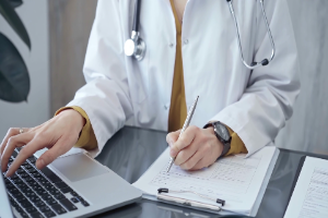 Falsifying Medical Records Defense Lawyer