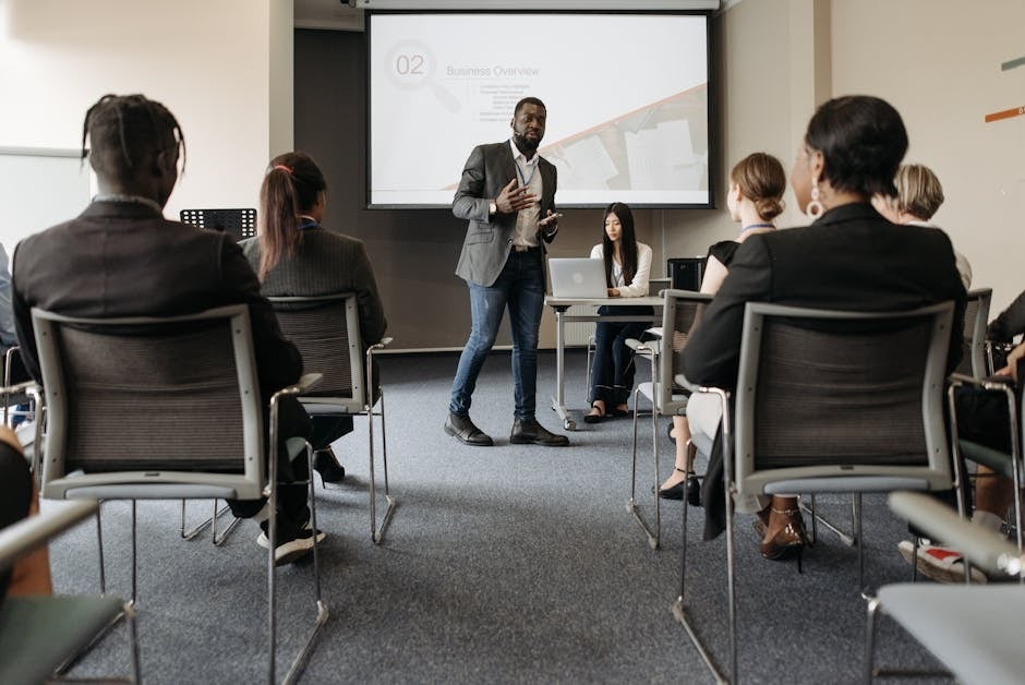 manager training session on preventing retaliation - how to report retaliation in the workplace