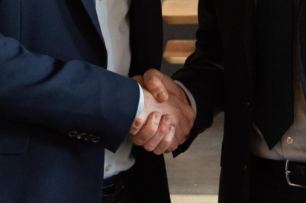 handshake over contract - how to get a severance package