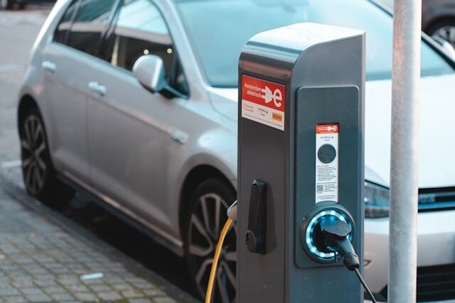 electric shocked charging station