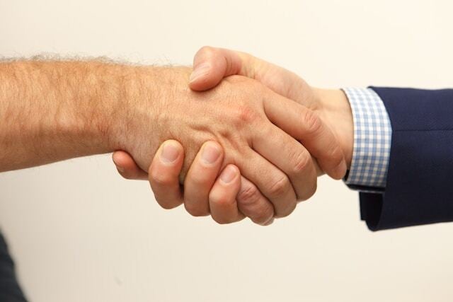 dealing with insurance adjusters