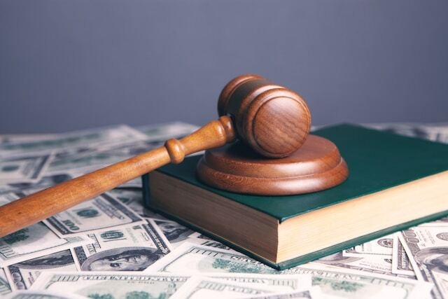 who to call first after a car accident, attorney or insurer company