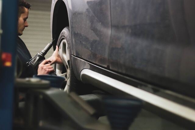personal injury claim against mechanics and auto repair shop