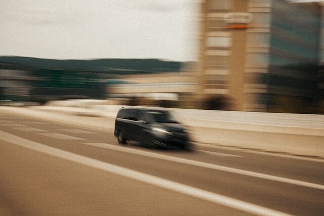 difference between reckless and negligent driving