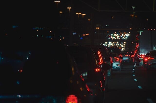 how small accidents cause big traffic jams