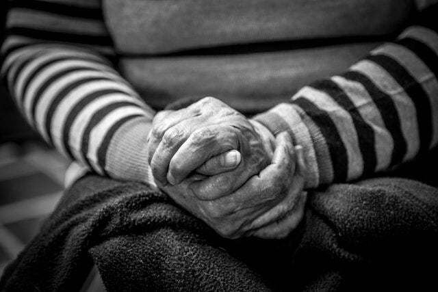 difference between nursing home abuse and neglect