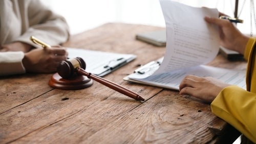 Casos civiles vs penales en California