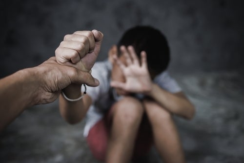 Child Exploitation Prevention Laws in California and Federal Systems