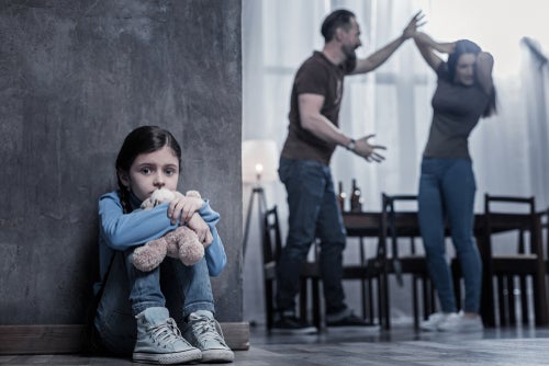 Renovar una Orden de Restriccion por Violencia Domestica en California