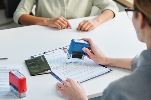 Visa H-1B y Estatus