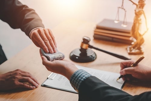 Abogados de Defensa en Audiencias de Fianza en California