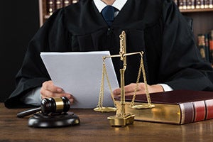 What Are ‘Extenuating Circumstances' in Law? (Mitigating Factors Explained)