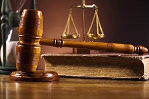 When to Consider Changing Federal White Collar Criminal Defense Attorneys
