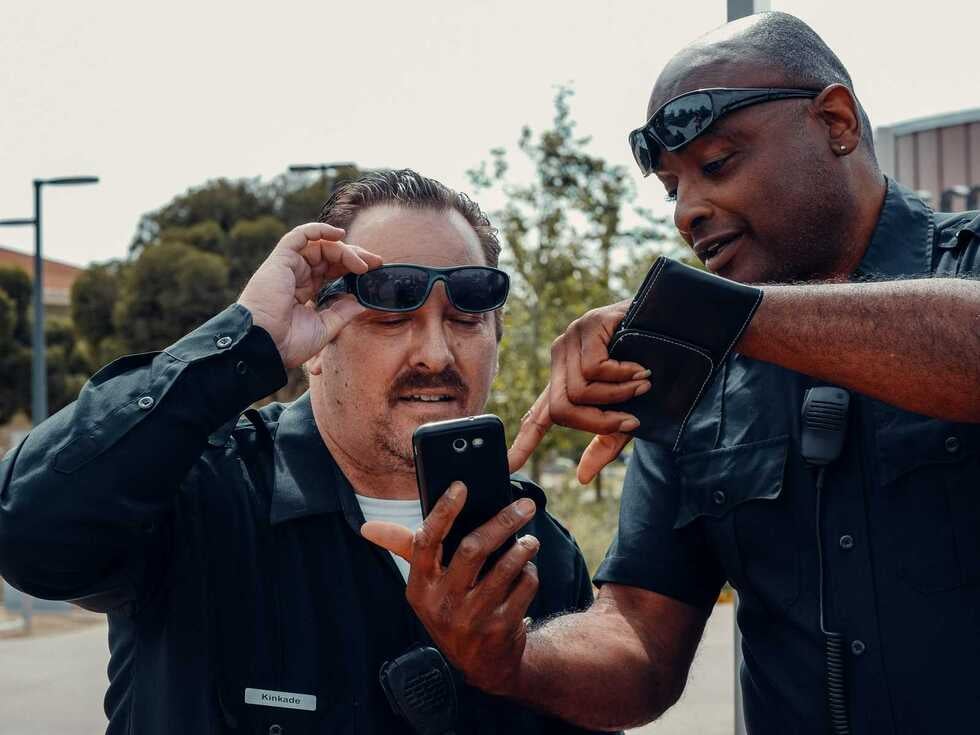 Police tracking cell phone