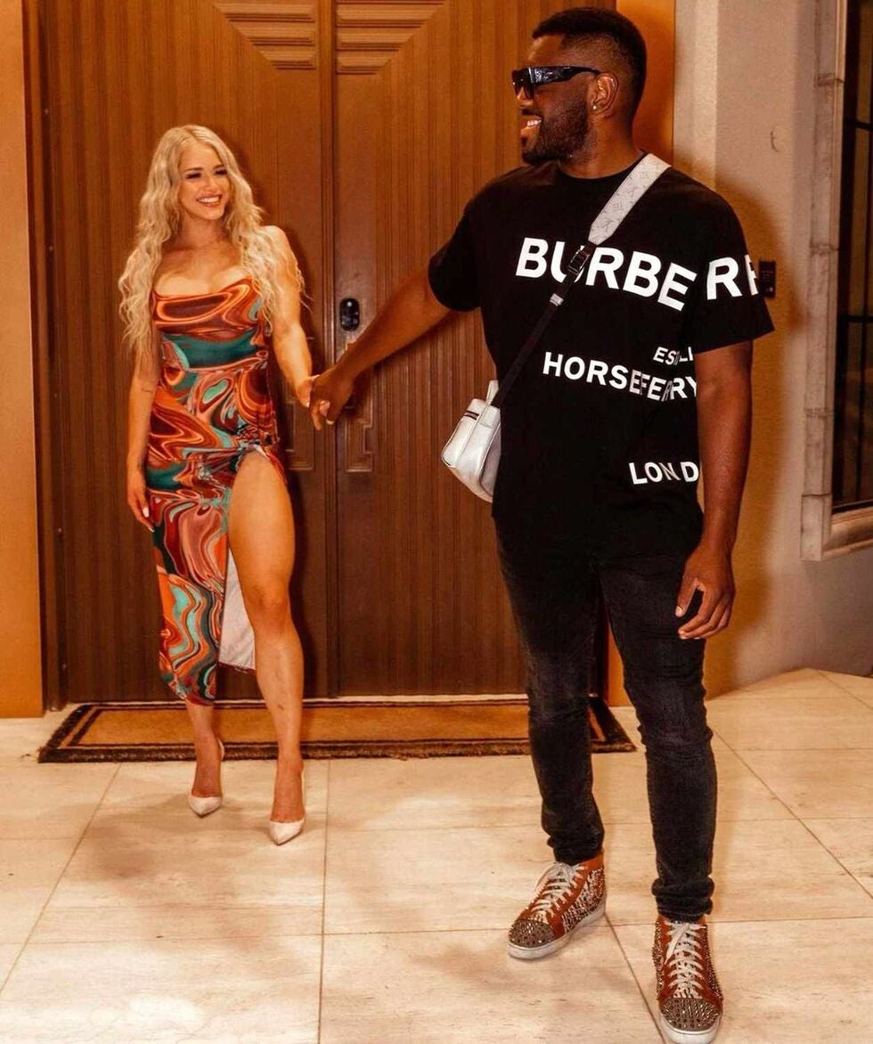 Courtney Clenney and Christian Obumseli in condo